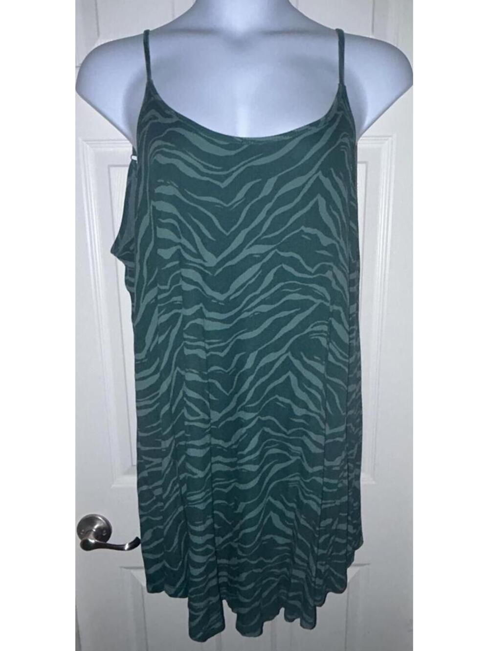 Torrid Sleep Gown Size 1